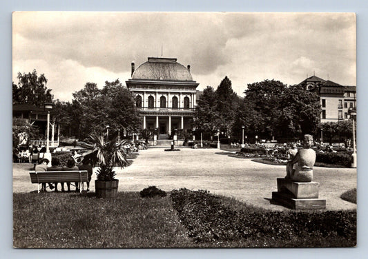 Pohlednice FRANTIŠKOVY LÁZNĚ - Náměstí Míru (P557)