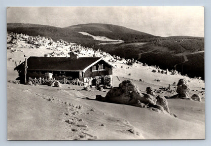 Pohlednice KRKONOŠE - Vrbatova bouda na Krkonoši (P580)
