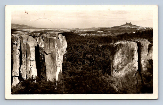 Pohlednice ČESKÝ RÁJ - Trosky z Mariánské Skály (P650)
