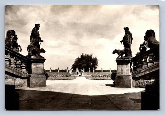 Pohlednice VELTRUSY - zámek z 1. čtvrtiny 18. století (P731)