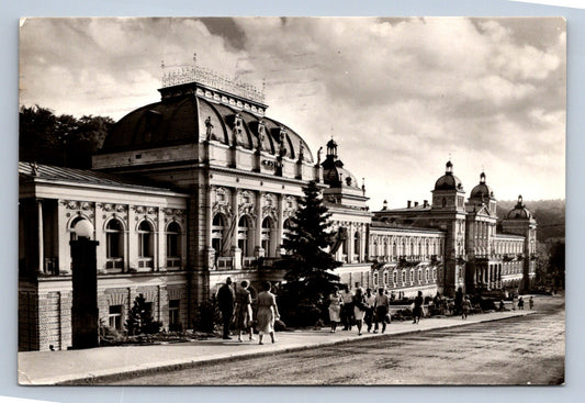 Pohlednice MARIÁNSKÉ LÁZNĚ - Společenský dům (P849)