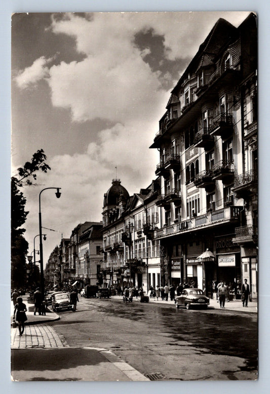 Pohlednice MARIÁNSKÉ LÁZNĚ - TŘÍDA ODBORÁŘŮ (P850)