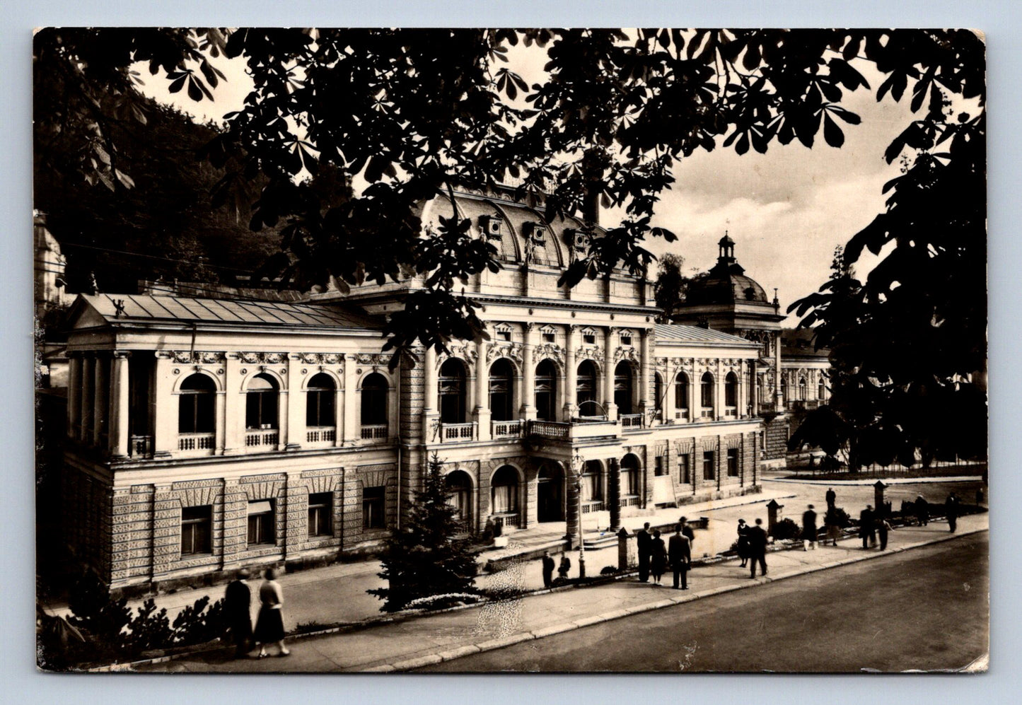 Pohlednice MARIÁNSKÉ LÁZNĚ - lázeňský společenský dům (P1030)