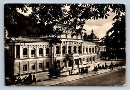 Pohlednice MARIÁNSKÉ LÁZNĚ - lázeňský společenský dům (P1030)