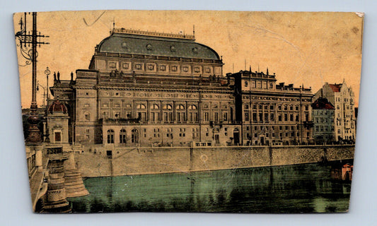 Postcard PRAGUE - NATIONAL THEATRE (X23397)