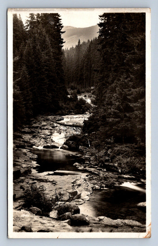 Postcard KRKONOSE MOUNTAINS SPINDLERŮV MLÝN - IN THE WHITE VALLEY (X23409)