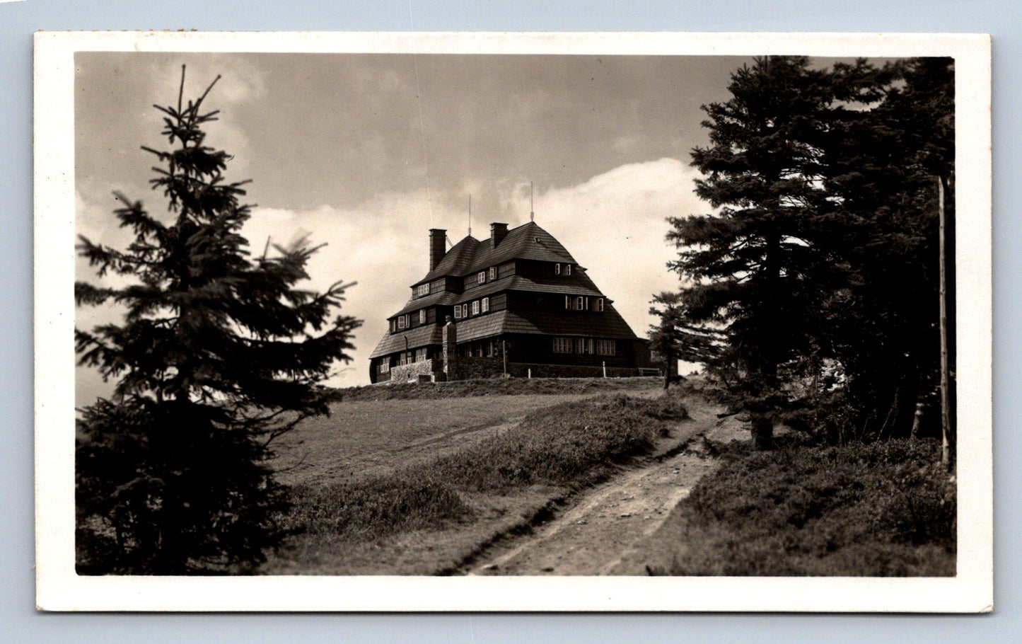 Postcard ORLICKÉ HORI - MASARYKOVA HUT 1018 M (X23453)