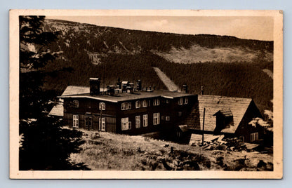 Postcard KRKONOSE - VOSECKÁ BOUDA 1245 M (X23456)