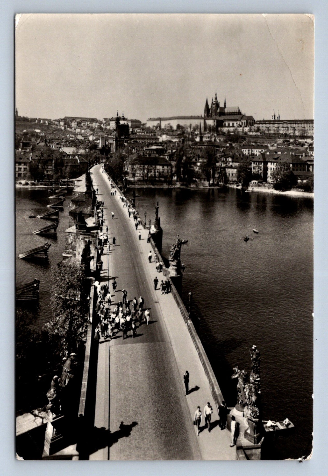 Postcard PRAGUE - CHARLES BRIDGE AND PRAGUE CASTLE (X23518)