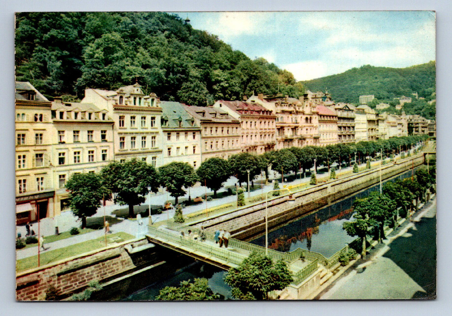 Postcard KARLOVY VARY (X23556)