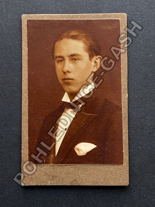 Stará fotografie Košice mladý muž v obleku 1929 (BM26997)