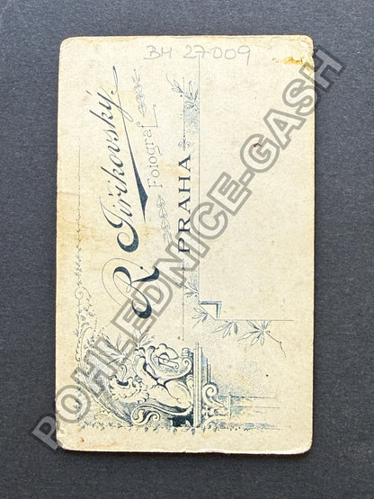 Stará fotografie Praha muž v uniformě s čepicí (BM27009)