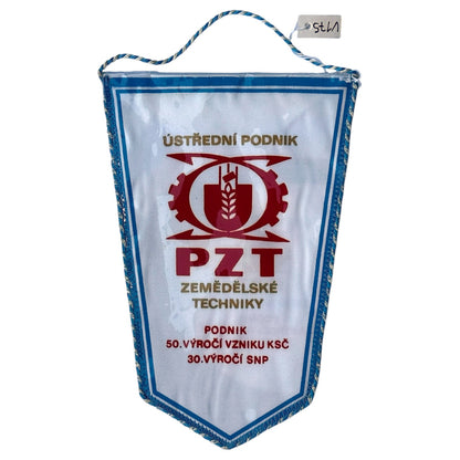 Vlaječka Ústřední podnik PZT Zemědělské techniky (V175)