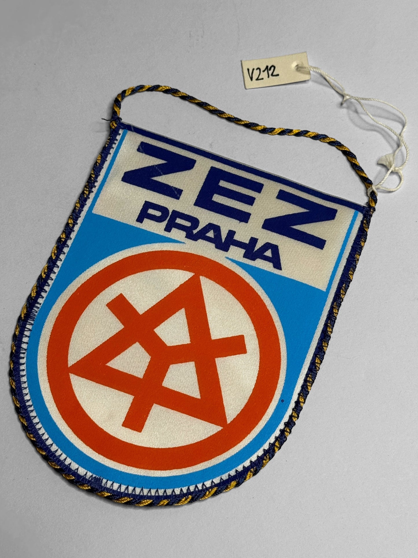 Vlaječka ZEZ Praha Závody Elektrotepelných Zařízení (V212)