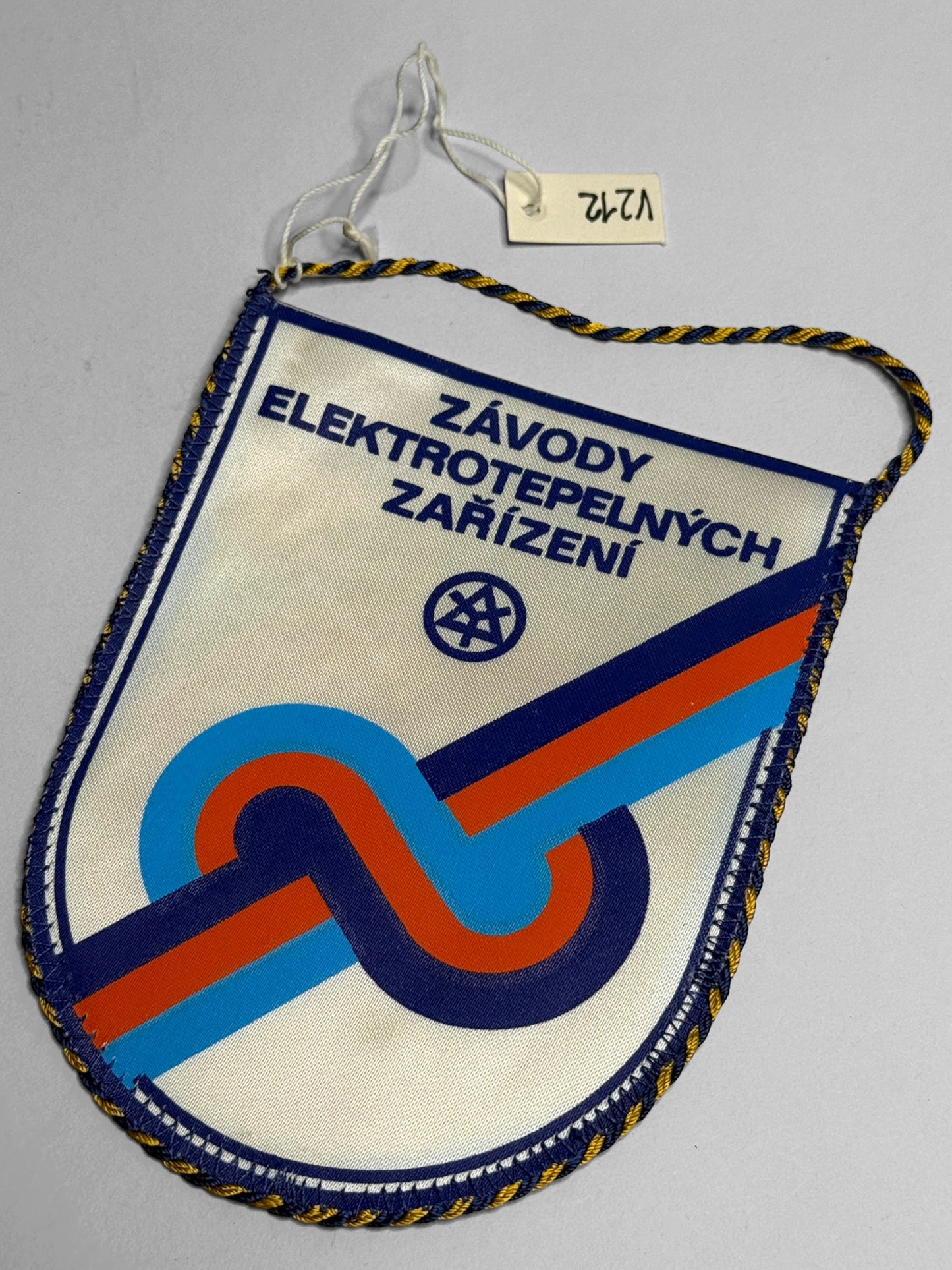 Vlaječka ZEZ Praha Závody Elektrotepelných Zařízení (V212)