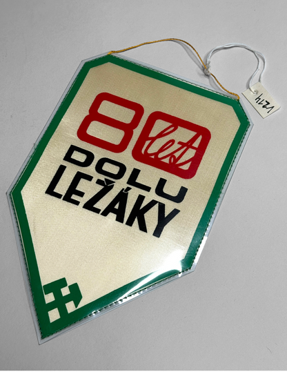 Vlaječka 80 let Dolu Ležáky (V214)