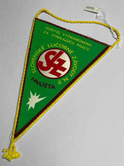 Vlaječka Slovenské lučobné závody Hnúšťa (V215)