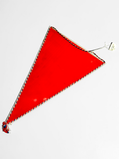 Vlaječka 35 NV červená zlatý ornament (V255)