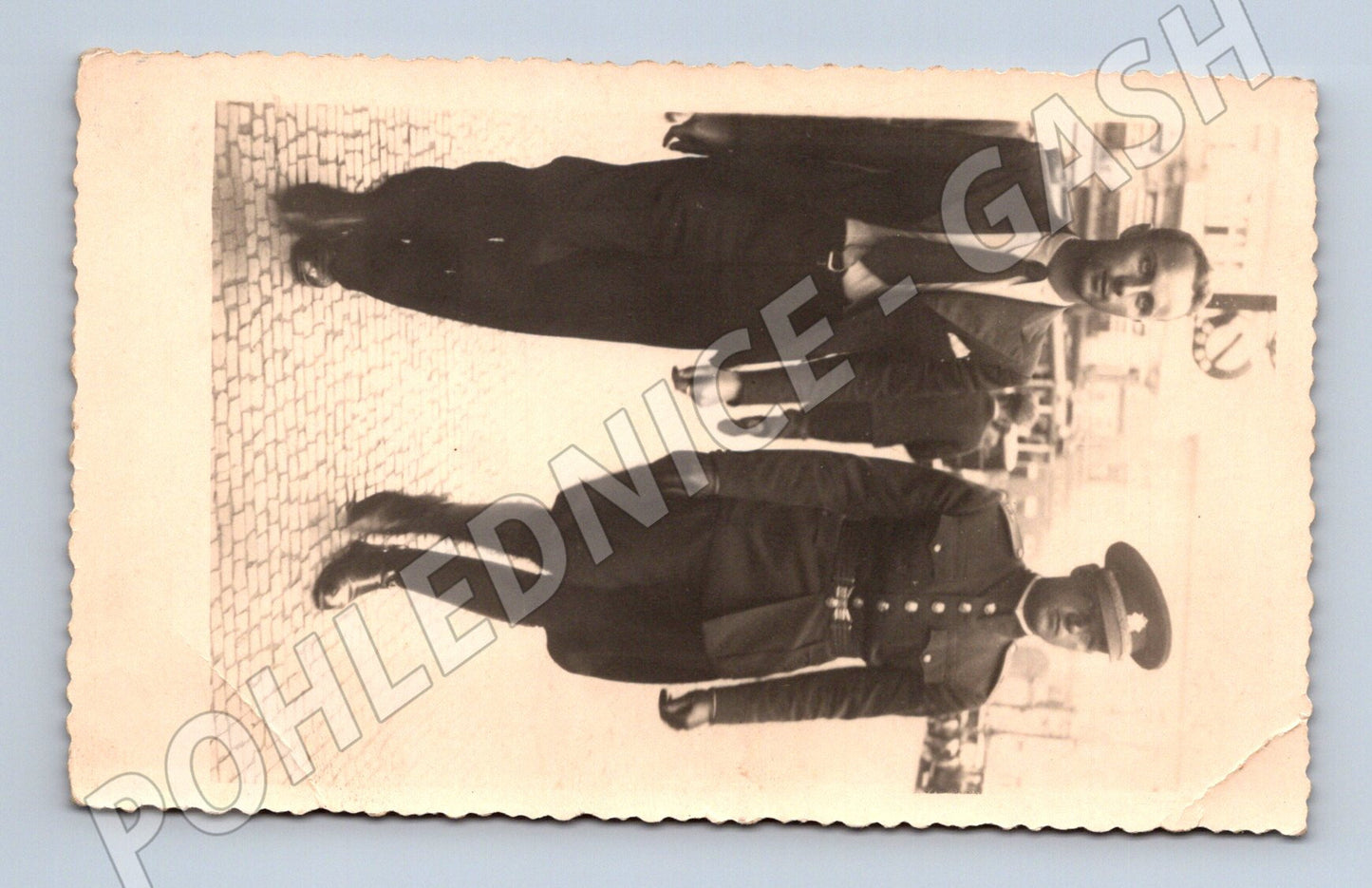 Pohlednice dva muži uniforma oblek 1938 (BM25382)