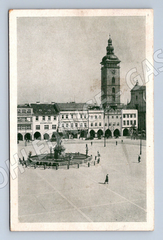 Pohlednice České Budějovice náměstí kostel 1940s (BM25537)