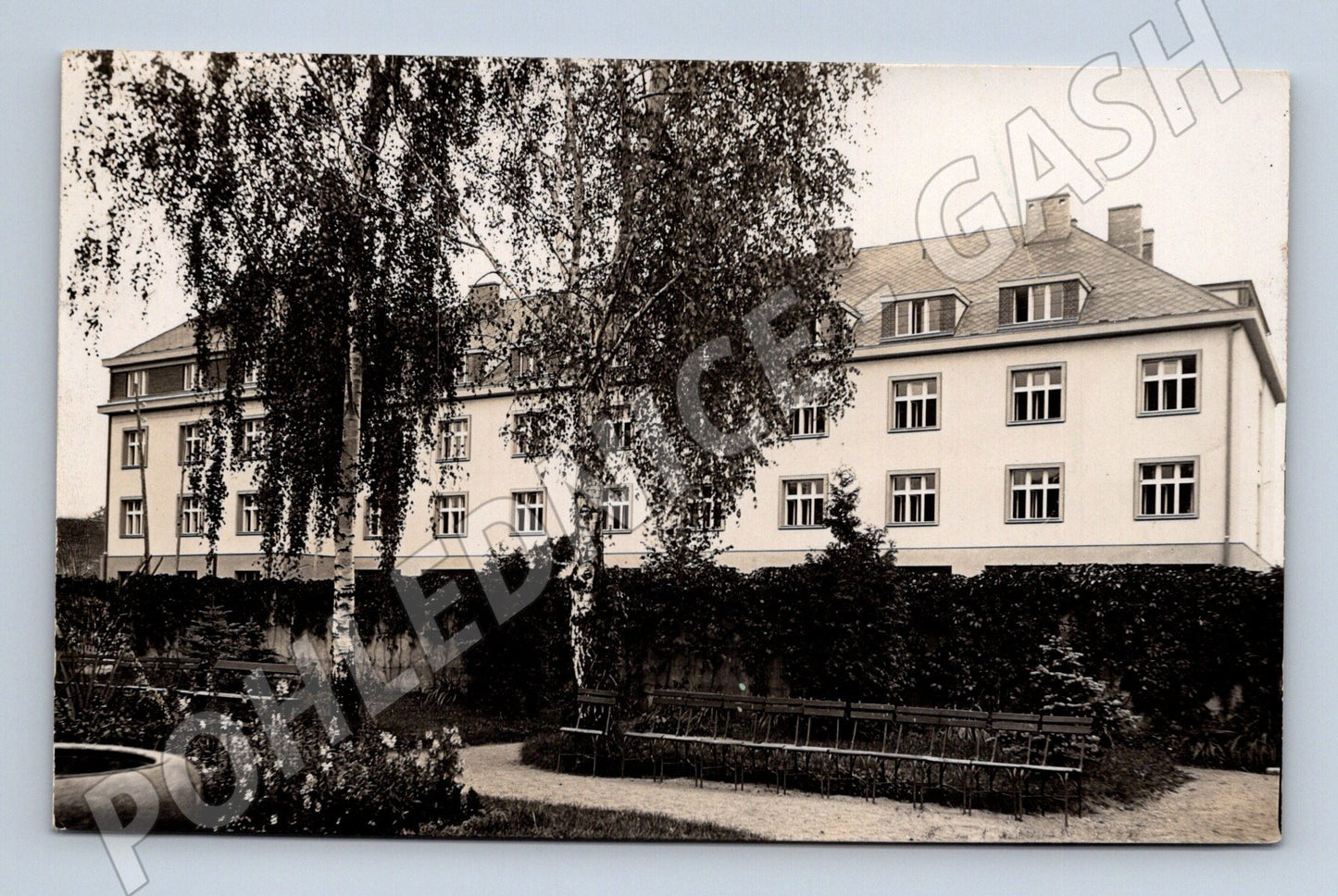 Pohlednice Děčín Podmokly budova v zahradě 1930 (BM25548)