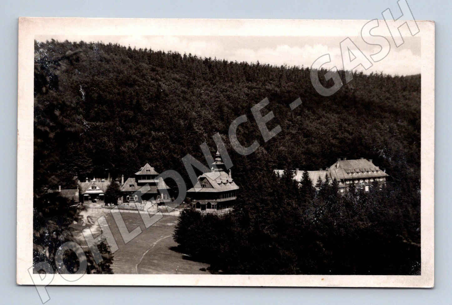 Pohlednice Pustevny na Radhošti horské chaty (BM25560)
