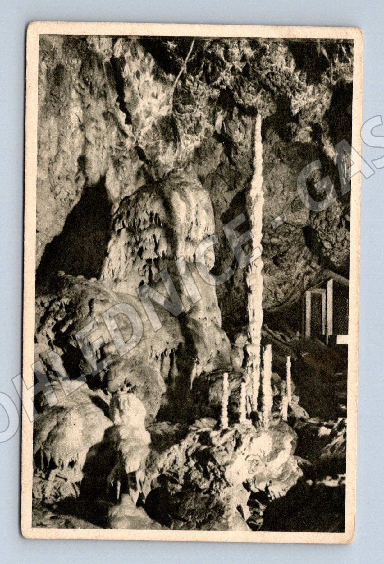 Pohlednice Kateřinská jeskyně vodopád a stalagmit (BM25572)