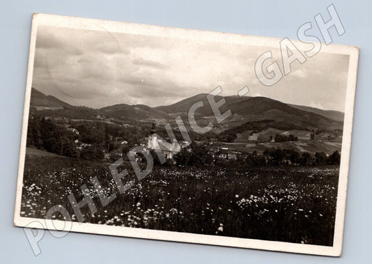 Pohlednice Rožnov pod Radhoštěm kostel hory 1936 (BM25654)