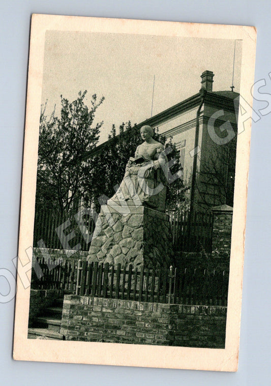 Pohlednice Žlíč pomník Boženy Němcové 1927 (BM25680)