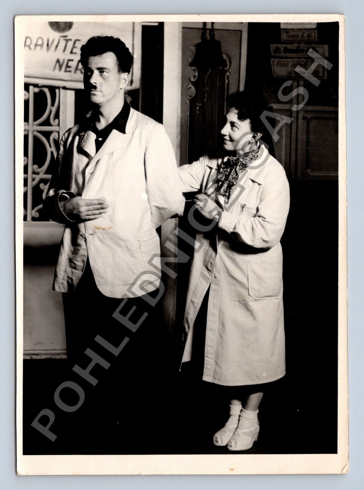 Stará fotografie ŠEŘÍKOVÝ SAD DIVADLO (BM26221)
