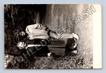 Stará fotografie dvě ženy v exteriéru (BM26289)