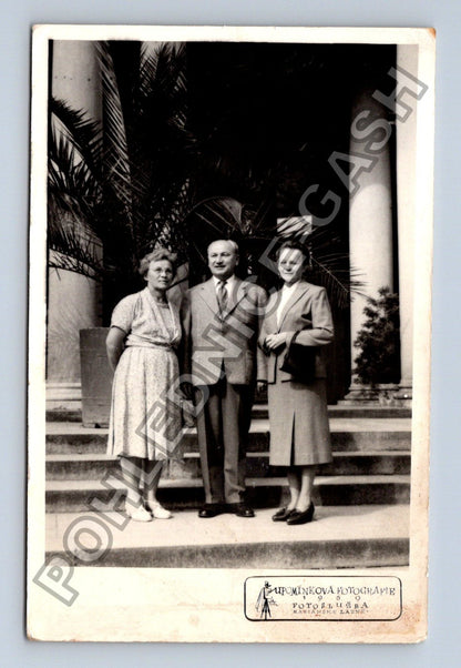 Stará fotografie Chorvatsko tři osoby u palem (BM26294)