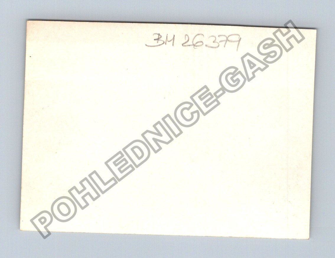 Stará fotografie nákladní loď s člunem na moři (BM26379)