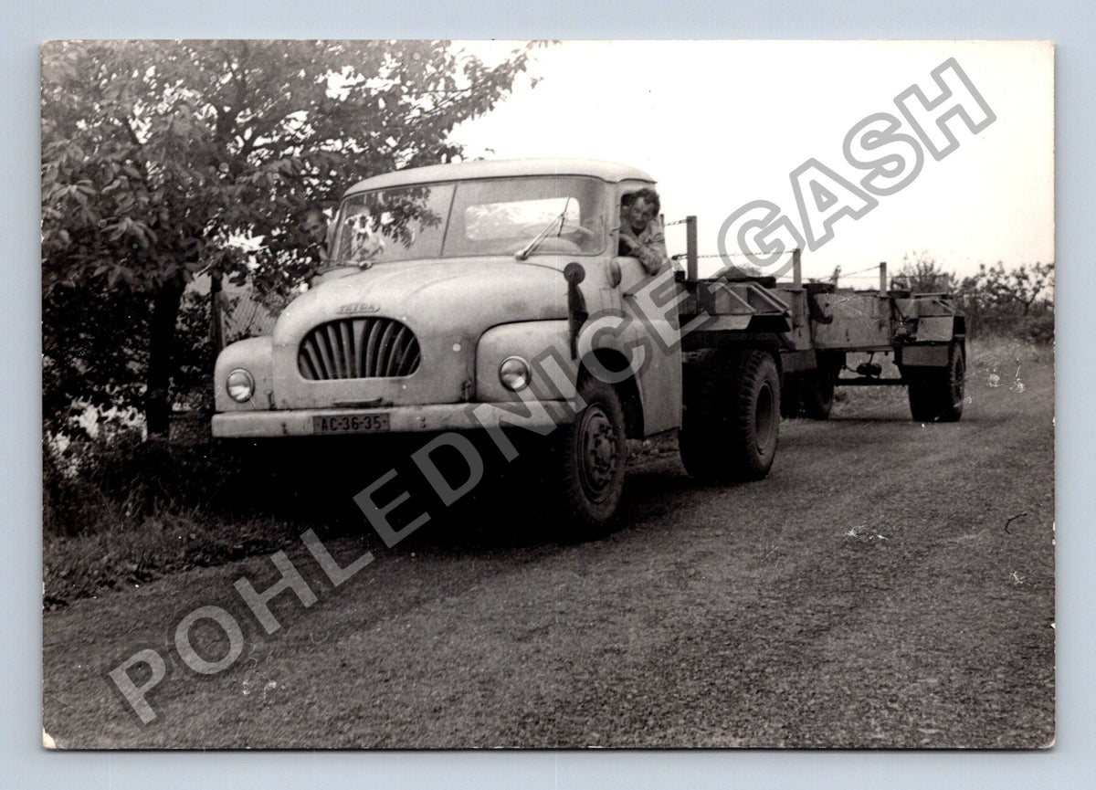 Stará fotografie Tatra nákladní auto s vlekem (BM26396)