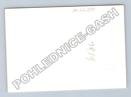 Stará fotografie dvě ženy u auta ve sněhu (BM26399)