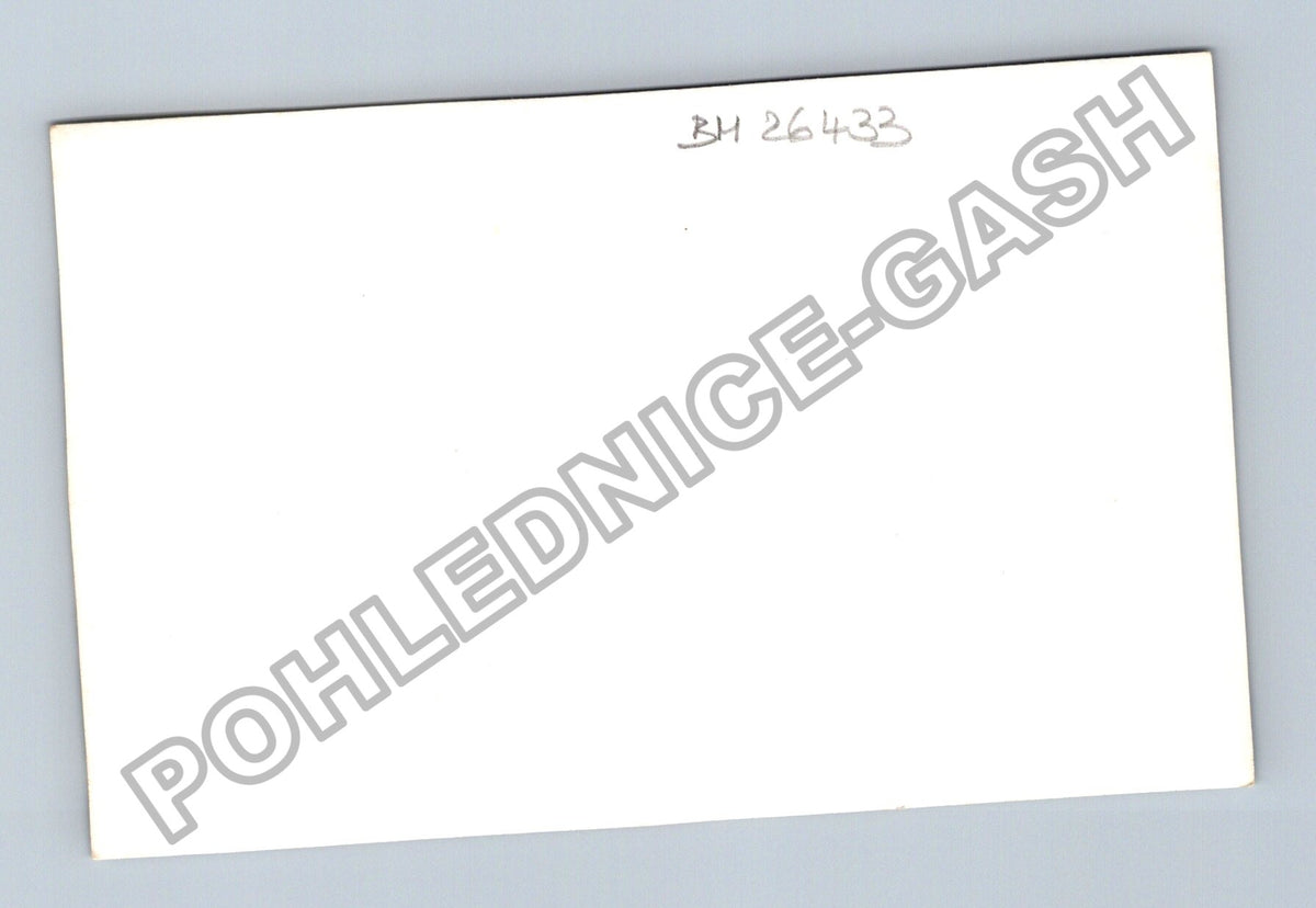 Stará fotografie Hradec Králové svatební pár s autem (BM26433)