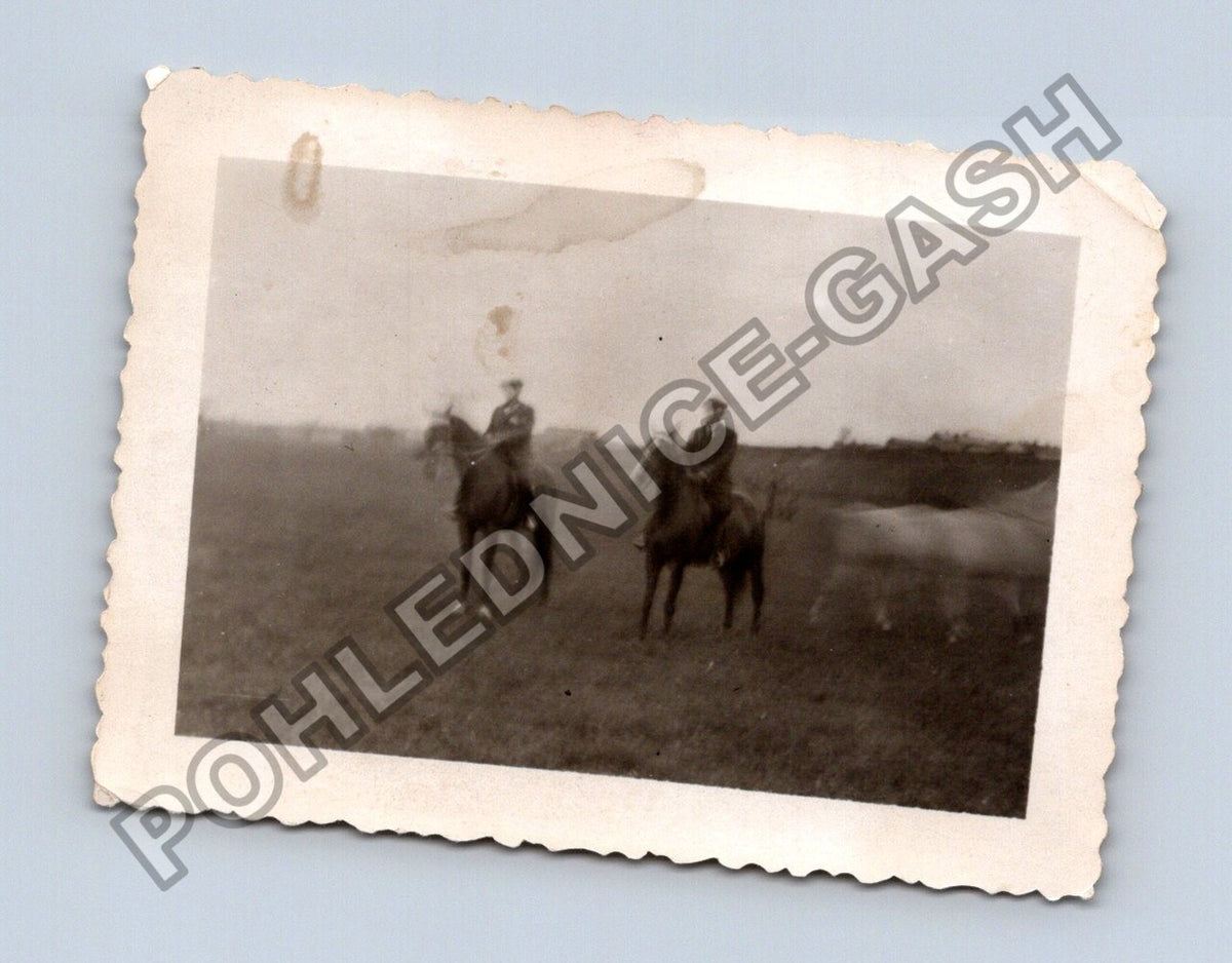 Stará fotografie muži na koních (BM26644)