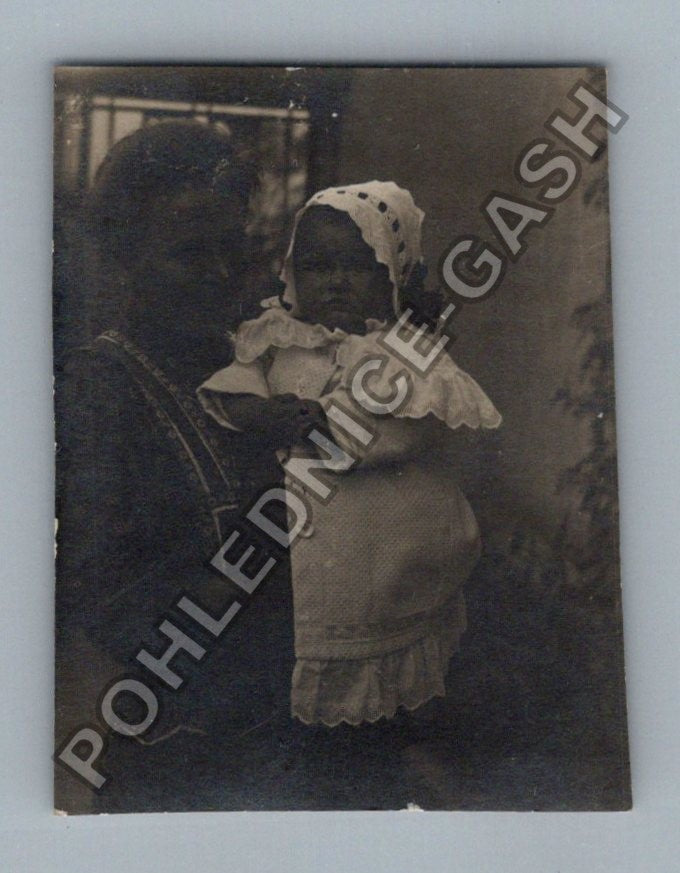 Stará fotografie žena s dítětem (BM26692)