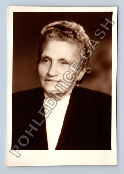 Stará fotografie portrét starší ženy (BM26694)