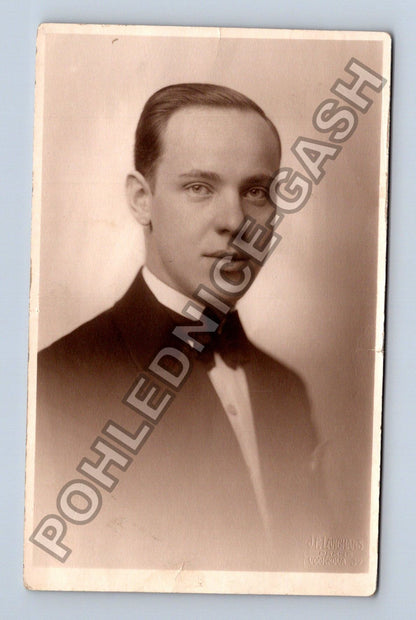 Stará fotografie Praha muž v obleku 1929 (BM26749)