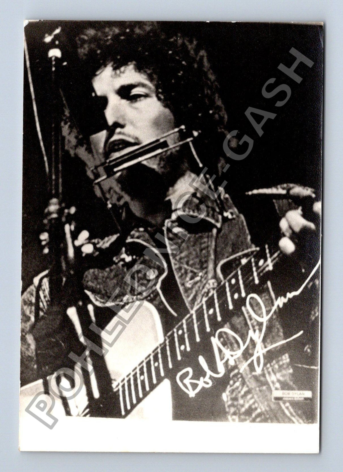 Stará fotografie Bob Dylan s kytarou a harmonikou (BM26765)