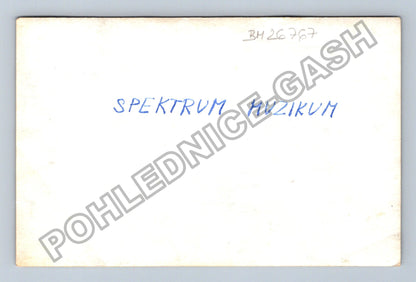 Stará fotografie hudební skupina na pódiu (BM26767)