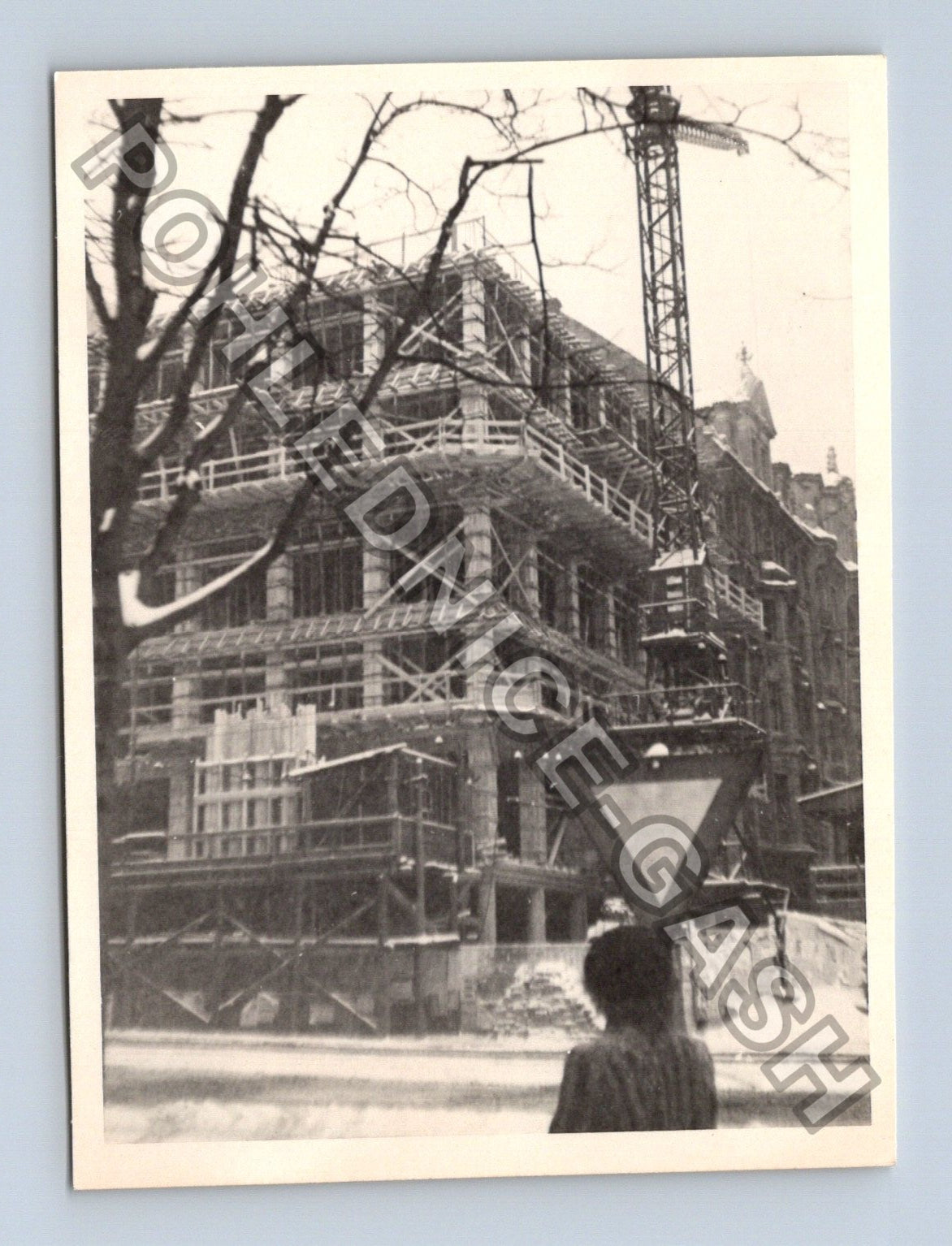 Stará fotografie Praha Lékařský dům ve výstavbě 1955 (BM26897)
