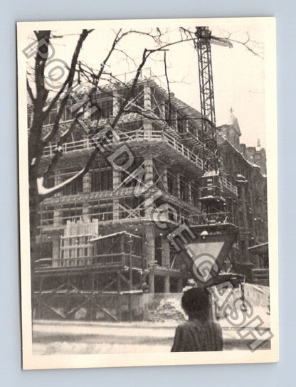Stará fotografie Praha Lékařský dům ve výstavbě 1955 (BM26897)