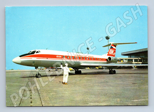 ČSA letadlo na letišti starší pohlednice (M10129)