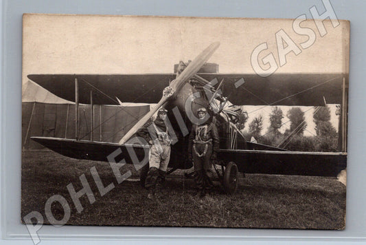 Piloti a dvouplošník 1918 ručně psáno WW1 (M10138)