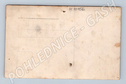 Clerks in the office old postcard (M10156)