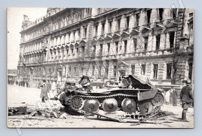Prague 1945 destroyed German tank near the train station (M10189)