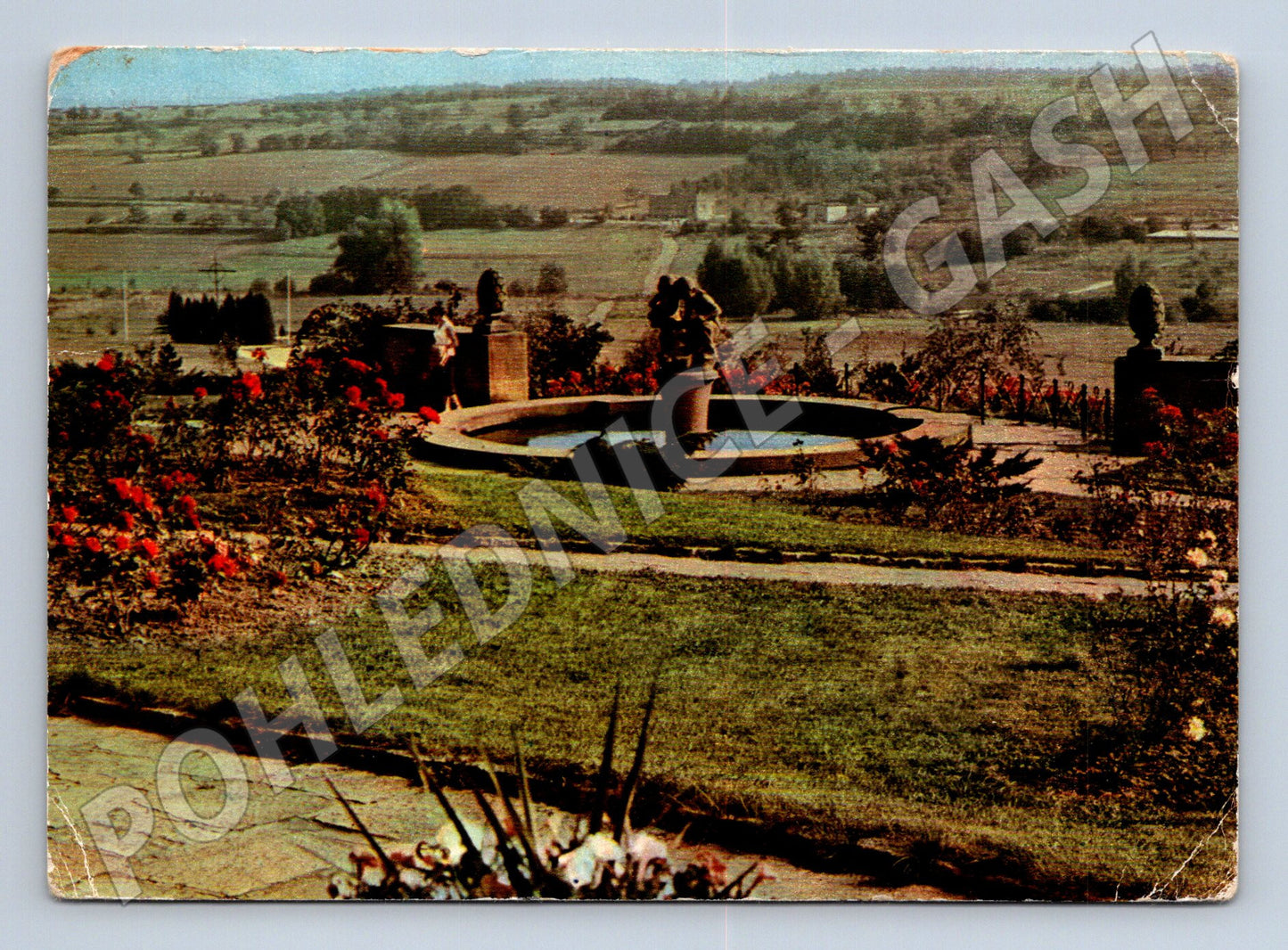 Pohlednice Lidice - Sad přátelství a míru (M10585)