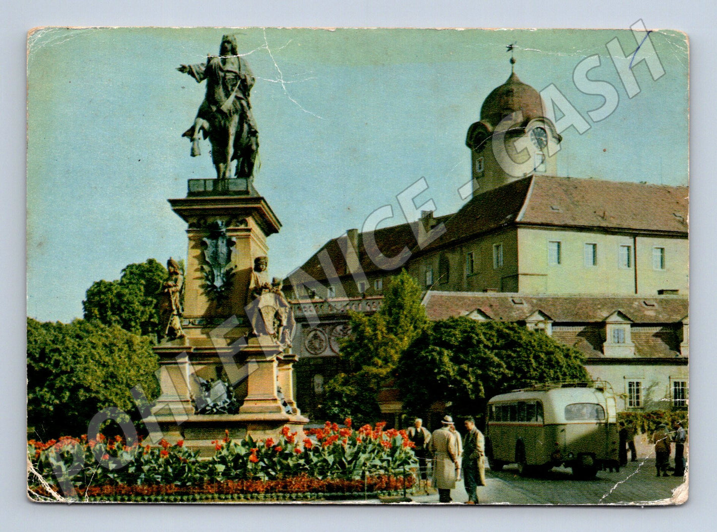 Pohlednice Poděbrady - náměstí krále Jiřího, socha (M10634)